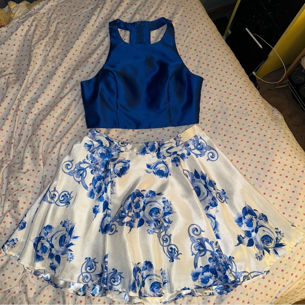 City Triangles 2-Piece Homecoming Dress - Blue Floral - Size 13 - Worn Once